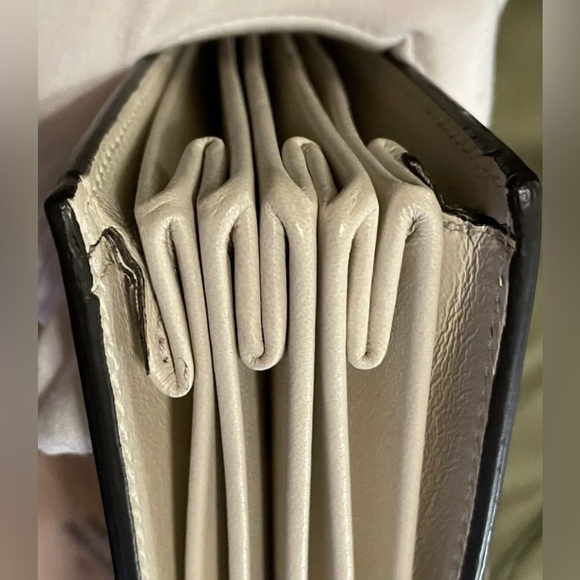 EUC Gucci X Sega Collaboration Star Printed Clutch - Picture 10 of 13